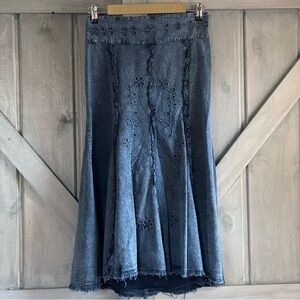 VTG Y2K 100% Cotton Denim Midi‎ Skirt Floral Embroidered Size Small